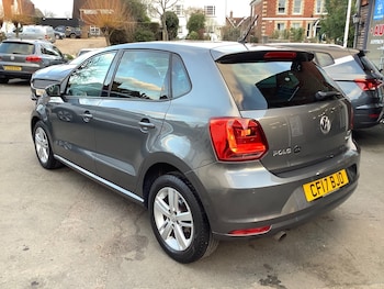 Used Volkswagen Polo 2017 for sale - 77050960: Photo