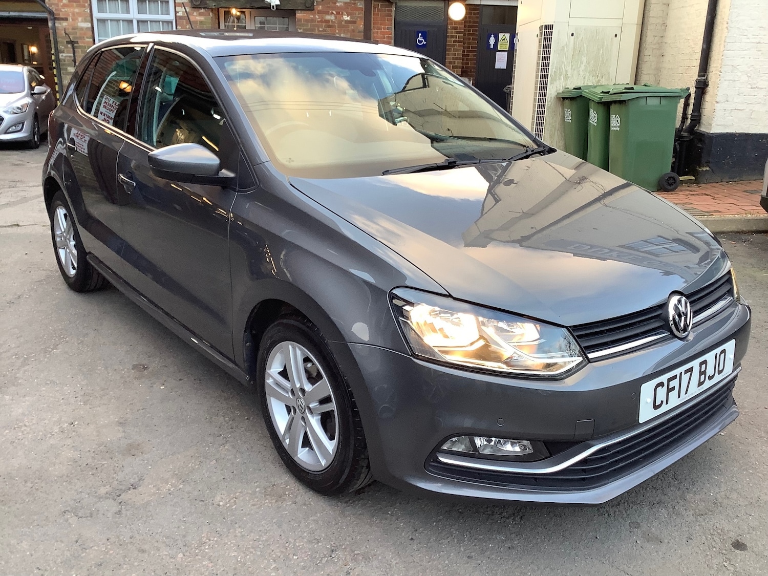 Used Volkswagen Polo 2017 for sale - 77050960: Photo 5