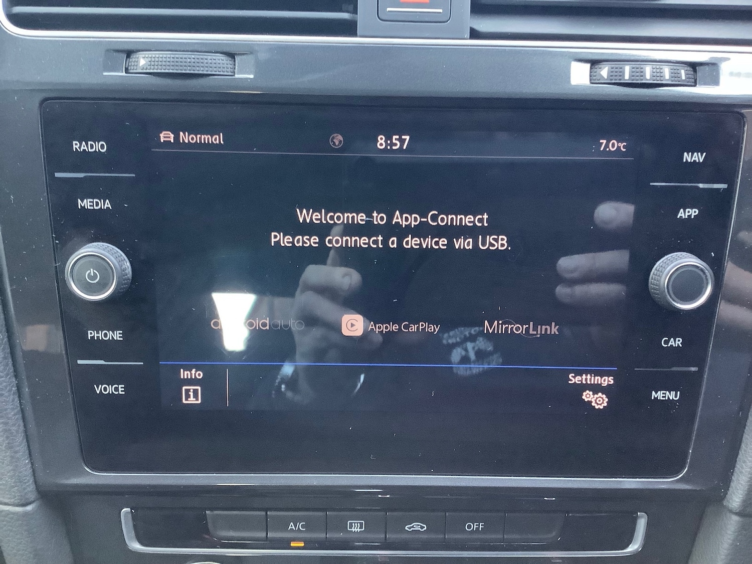 Used Volkswagen Golf 2017 for sale - 77010282: Photo 21