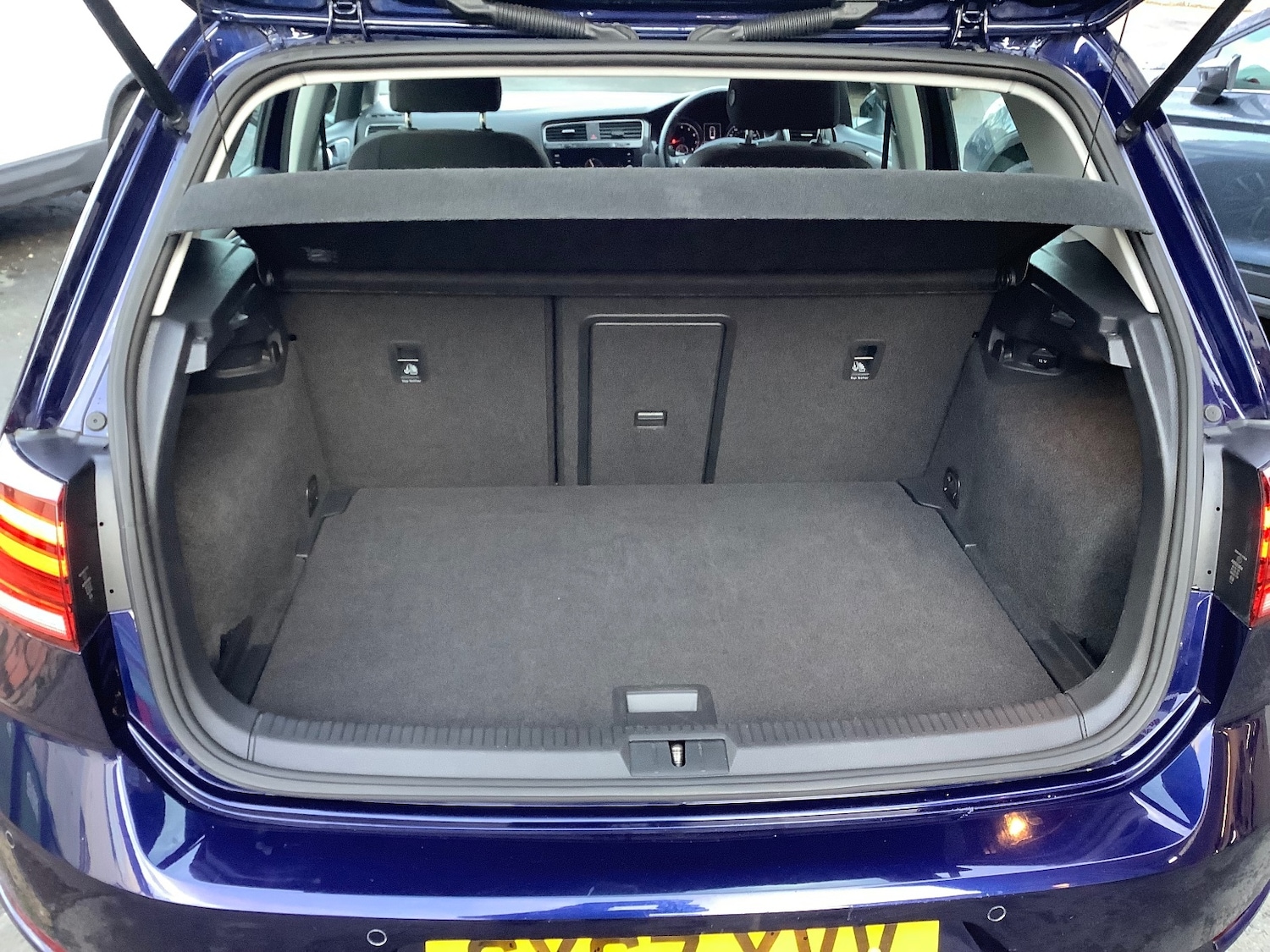 Used Volkswagen Golf 2017 for sale - 77010282: Photo 7