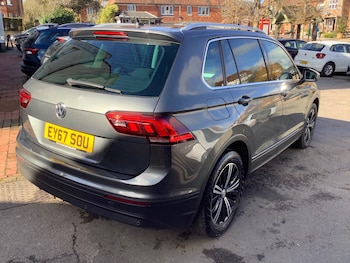 Used Volkswagen Tiguan 2017 for sale - 78198908: Photo