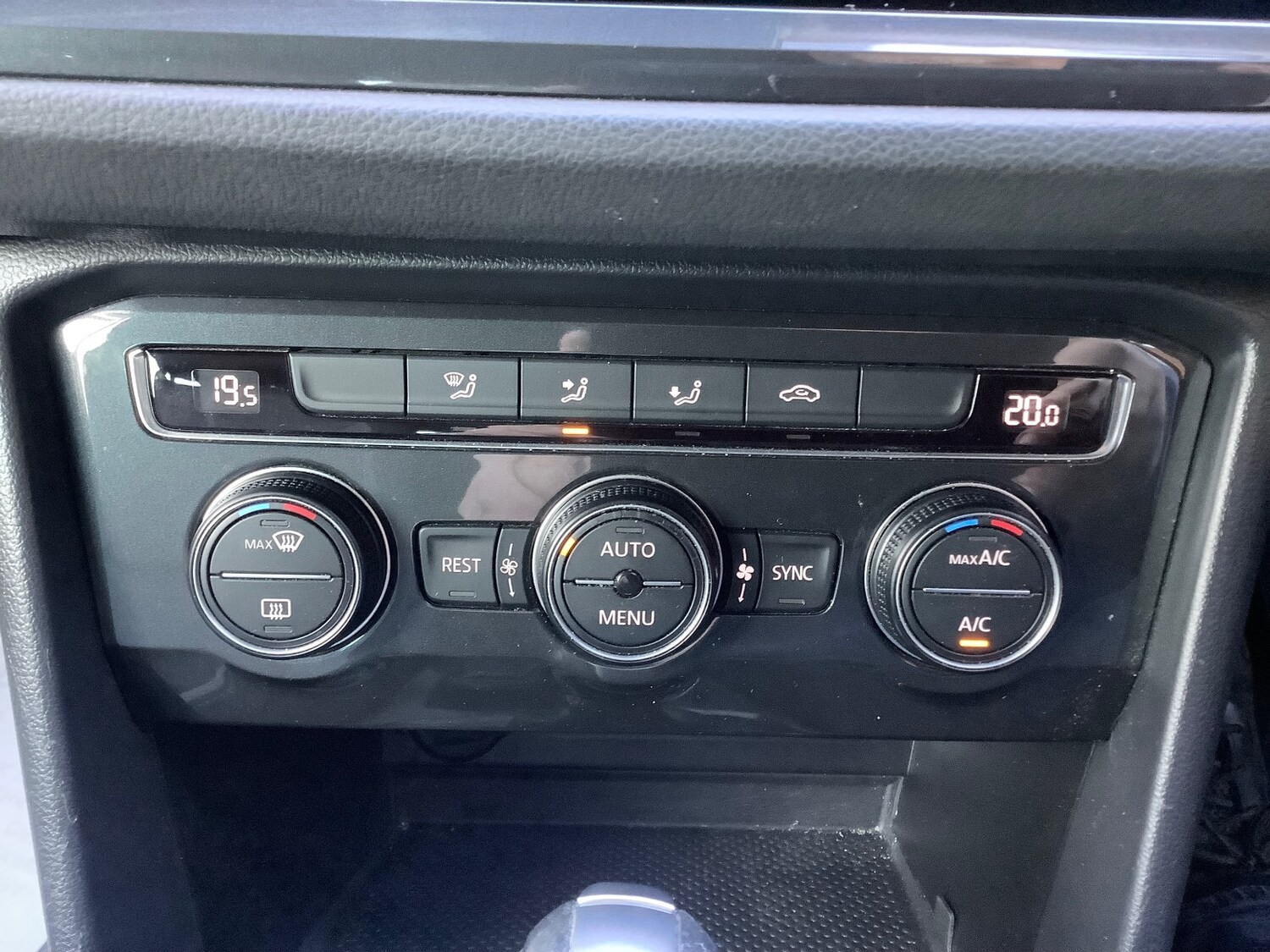 Used Volkswagen Tiguan 2020 for sale - 76749913: Photo 18