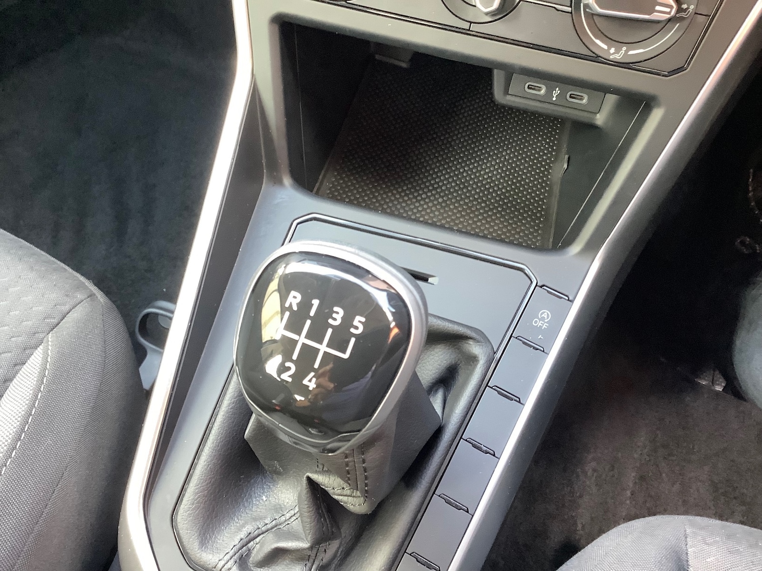 Used Volkswagen Polo 2024 for sale - 77018389: Photo 15