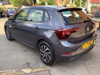 Used Volkswagen Polo 2024 for sale - 77018389: Photo