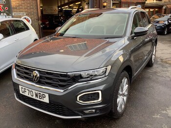 Used Volkswagen T-Roc 2020 for sale - 77300400: Photo