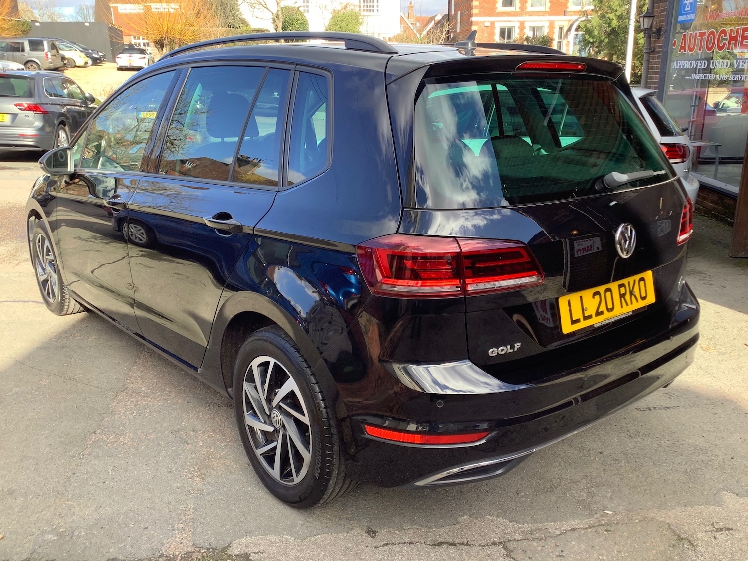Used Volkswagen Golf SV 2020 for sale - 77614352: Photo 2