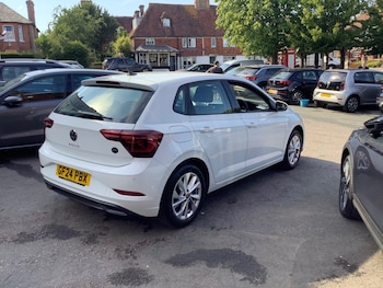 Used Volkswagen Polo 2024 for sale - 79237368: Photo