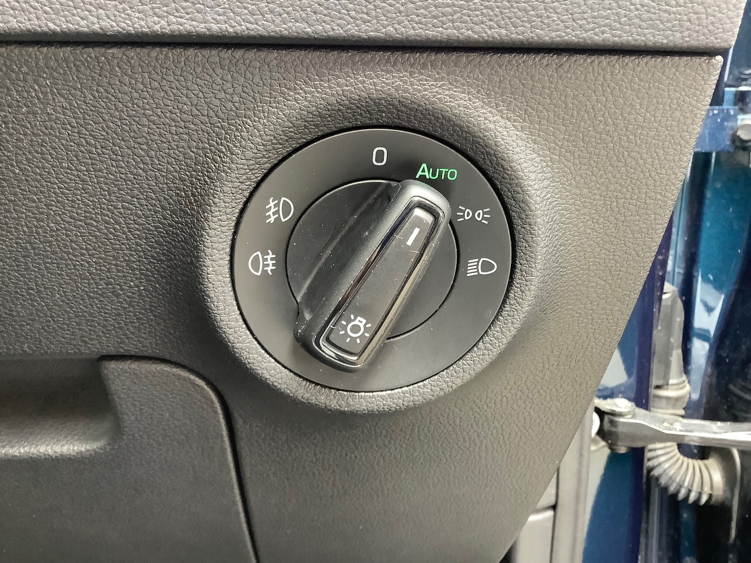 Used Skoda Karoq 2020 for sale - 77151483: Photo 12