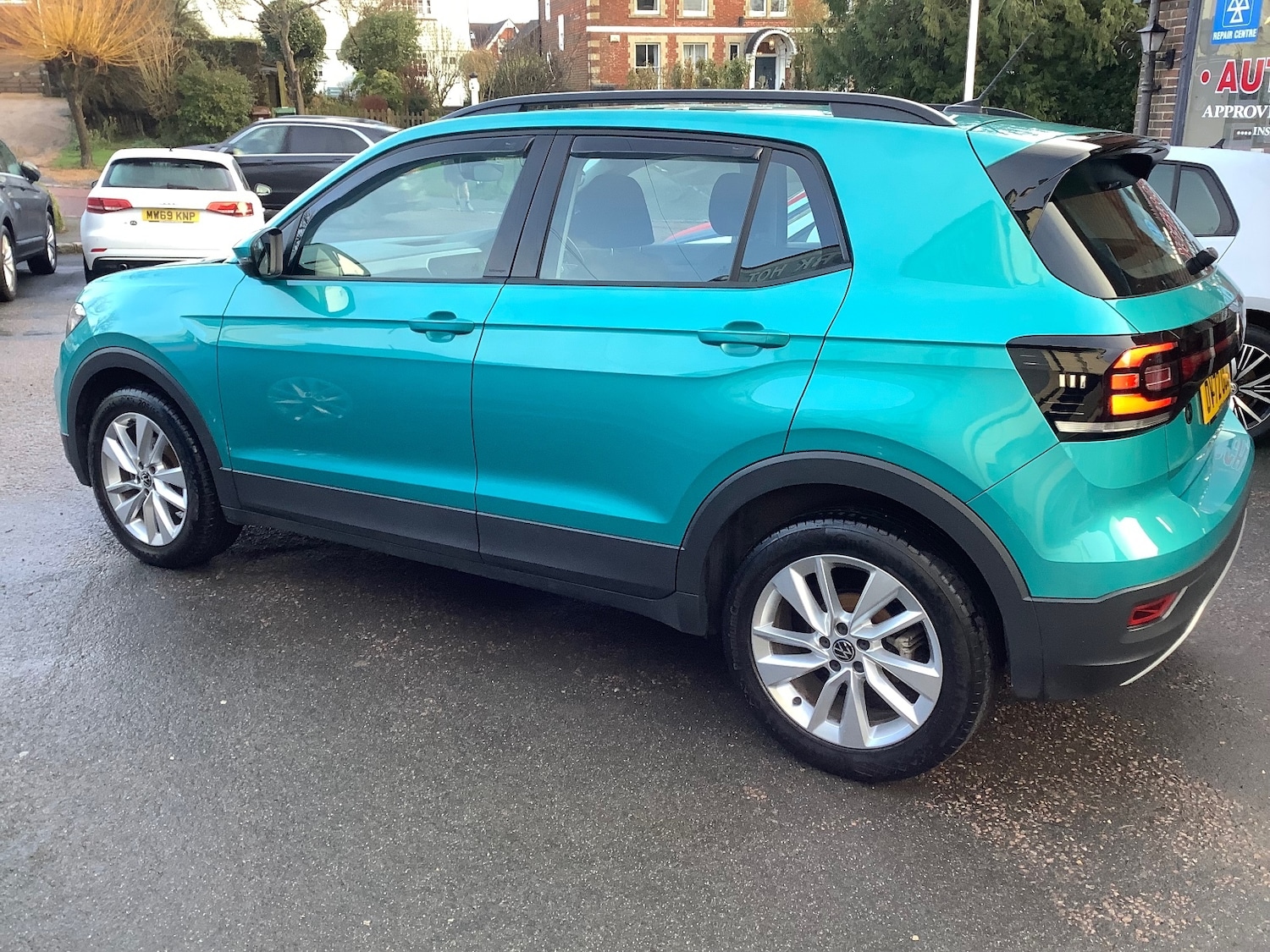 Used Volkswagen T-Cross 2022 for sale - 77442633: Photo 2