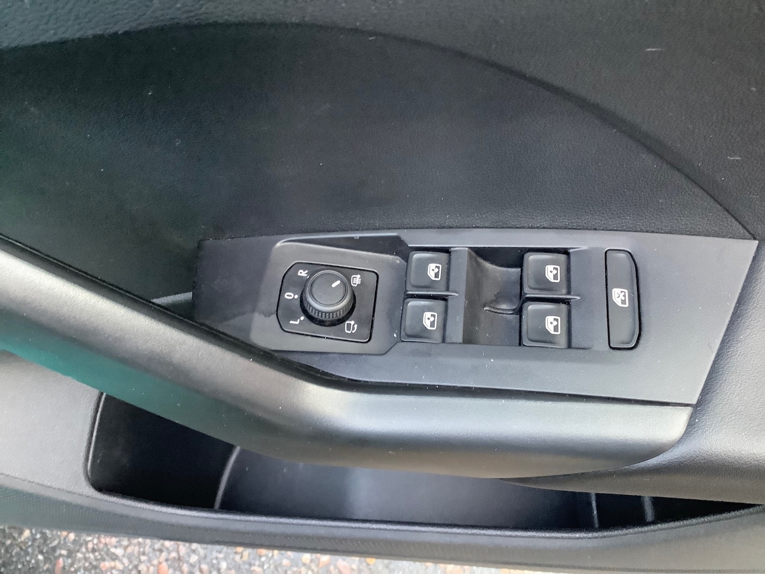 Used Volkswagen T-Cross 2022 for sale - 77442633: Photo 9