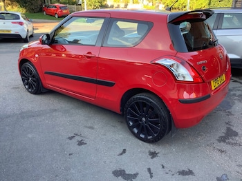 Used Suzuki Swift 2015 for sale - 76033937: Photo