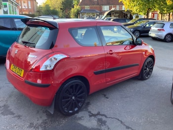 Used Suzuki Swift 2015 for sale - 76033937: Photo