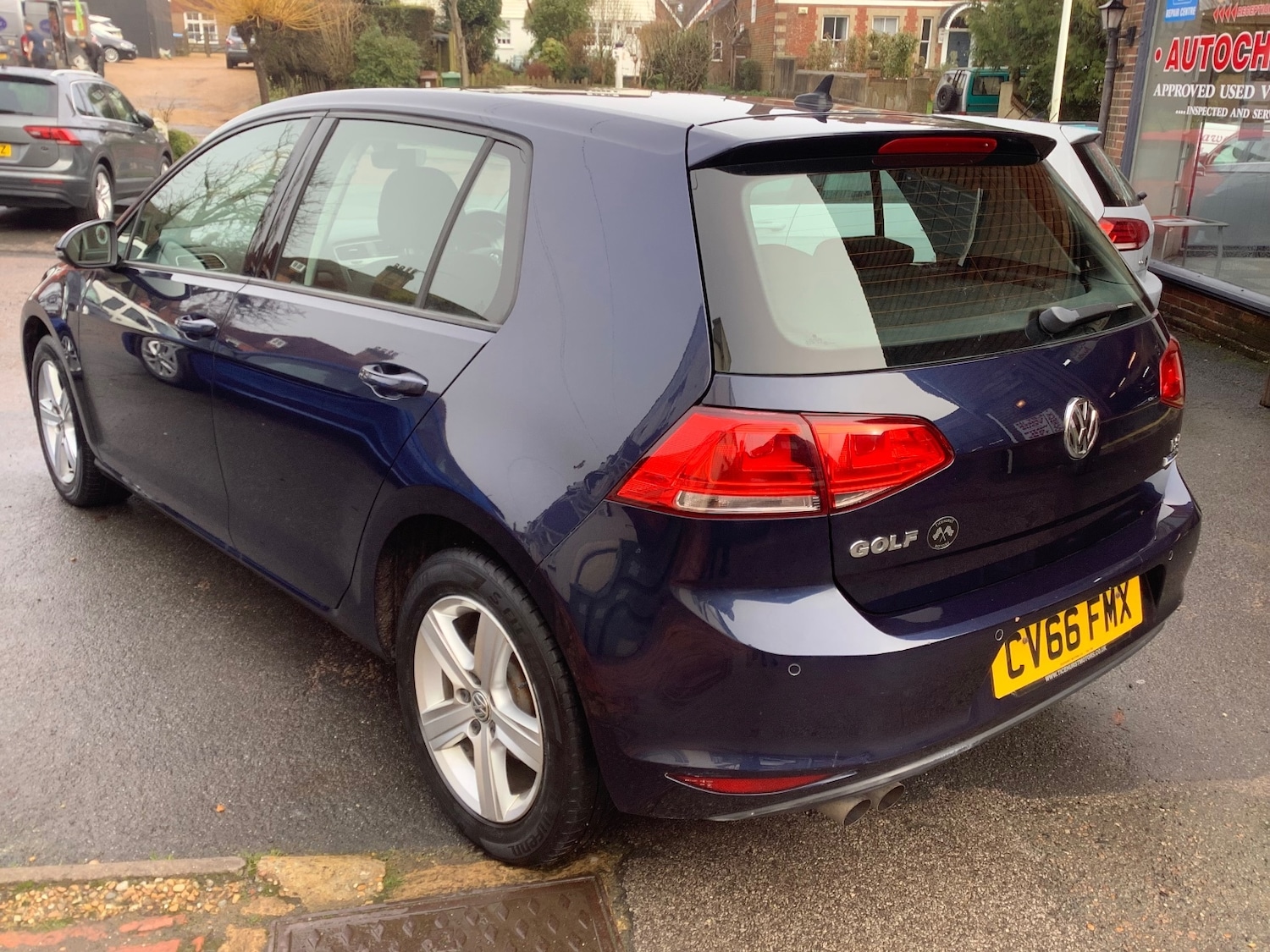 Used Volkswagen Golf 2016 for sale - 77552315: Photo 2