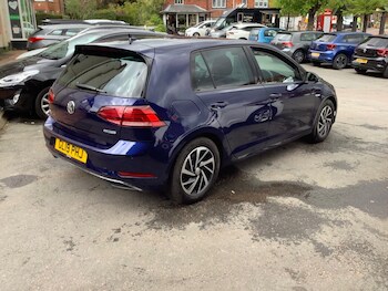 Used Volkswagen Golf 2019 for sale - 78542484: Photo