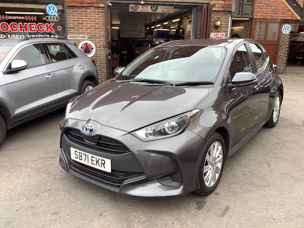 Used Toyota Yaris 2022 for sale - 75664885: Photo 1
