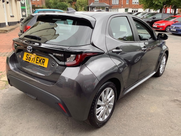 Used Toyota Yaris 2022 for sale - 75664885: Photo 4