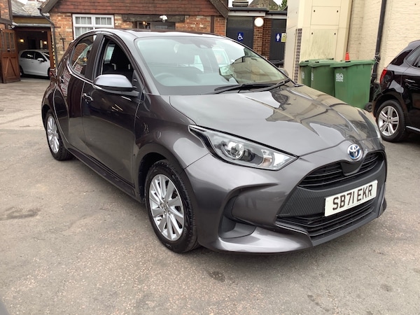 Used Toyota Yaris 2022 for sale - 75664885: Photo 5