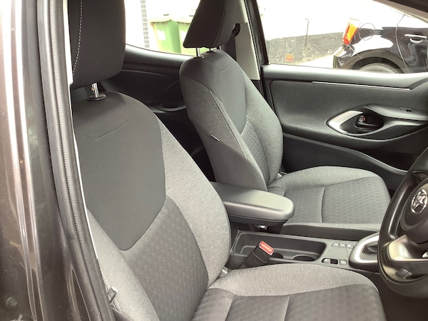 Used Toyota Yaris 2022 for sale - 75664885: Photo 9