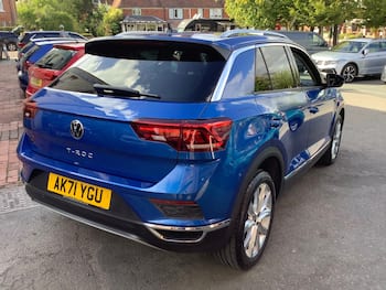 Used Volkswagen T-Roc 2021 for sale - 79670404: Photo