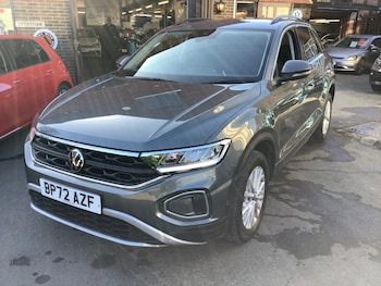 Used Volkswagen T-Roc 2022 for sale - 78463665: Photo