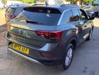 Used Volkswagen T-Roc 2022 for sale - 78463665: Photo