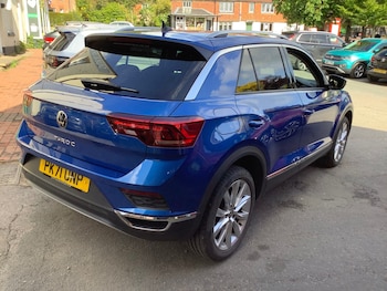 Used Volkswagen T-Roc 2021 for sale - 78650435: Photo