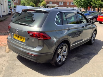 Used Volkswagen Tiguan 2019 for sale - 78990336: Photo