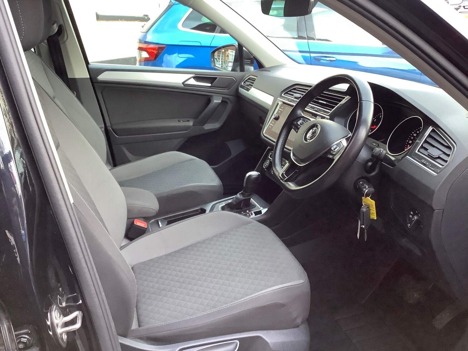 Used Volkswagen Tiguan 2020 for sale - 76544610: Photo 12