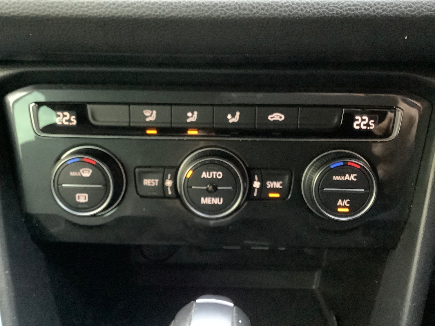 Used Volkswagen Tiguan 2020 for sale - 76544610: Photo 18