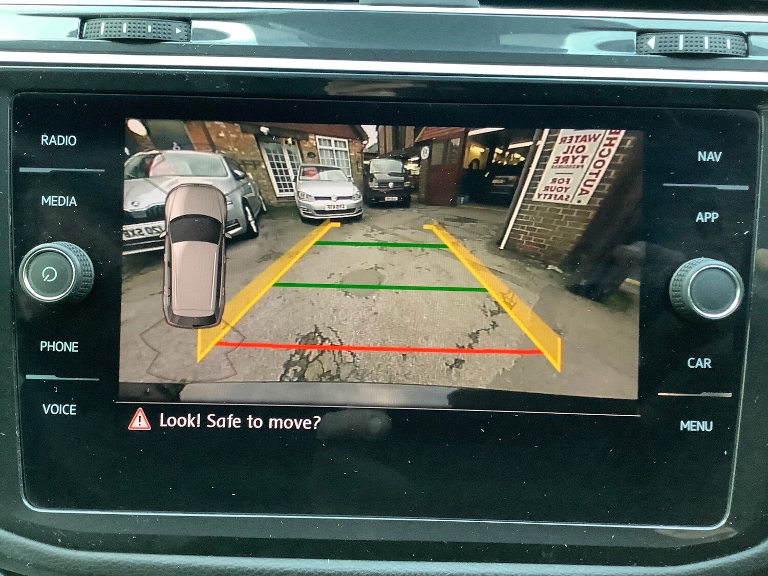 Used Volkswagen Tiguan 2020 for sale - 76544610: Photo 23