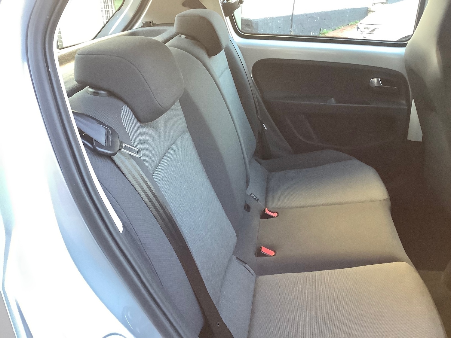 Used Volkswagen up! 2013 for sale - 76749991: Photo 8