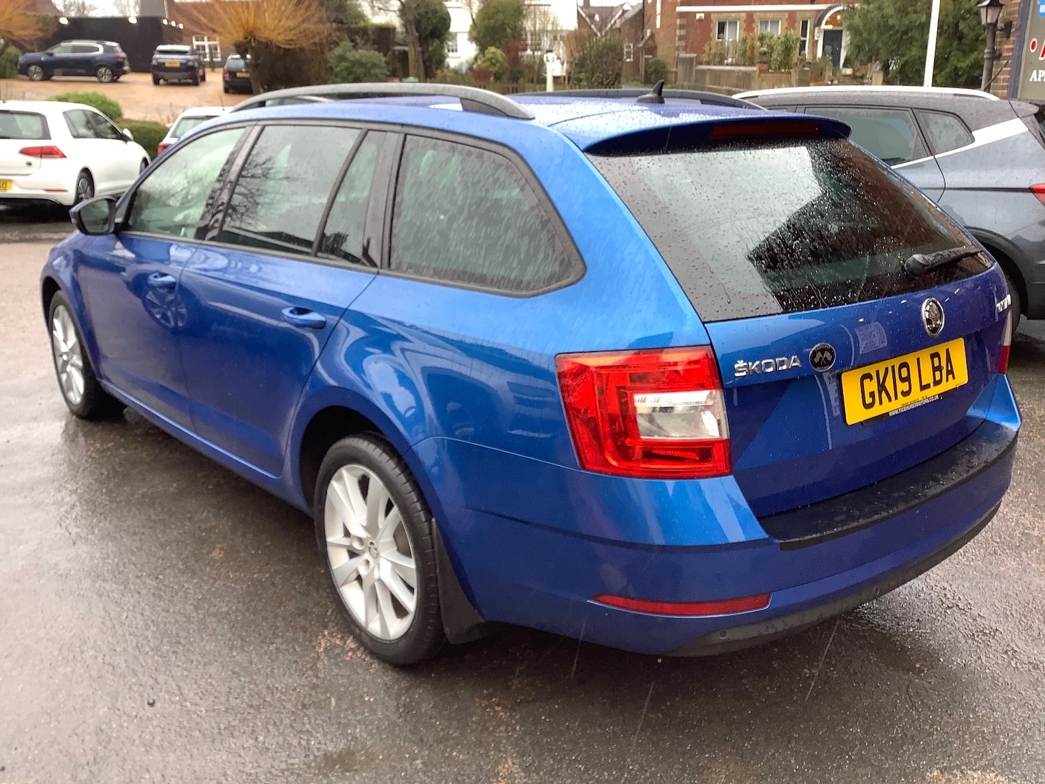 Used Skoda Octavia 2019 for sale - 77235435: Photo 2