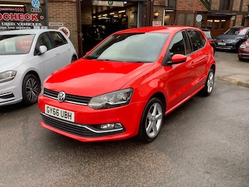 Used Volkswagen Polo 2016 for sale - 78320509: Photo