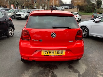 Used Volkswagen Polo 2016 for sale - 78320509: Photo