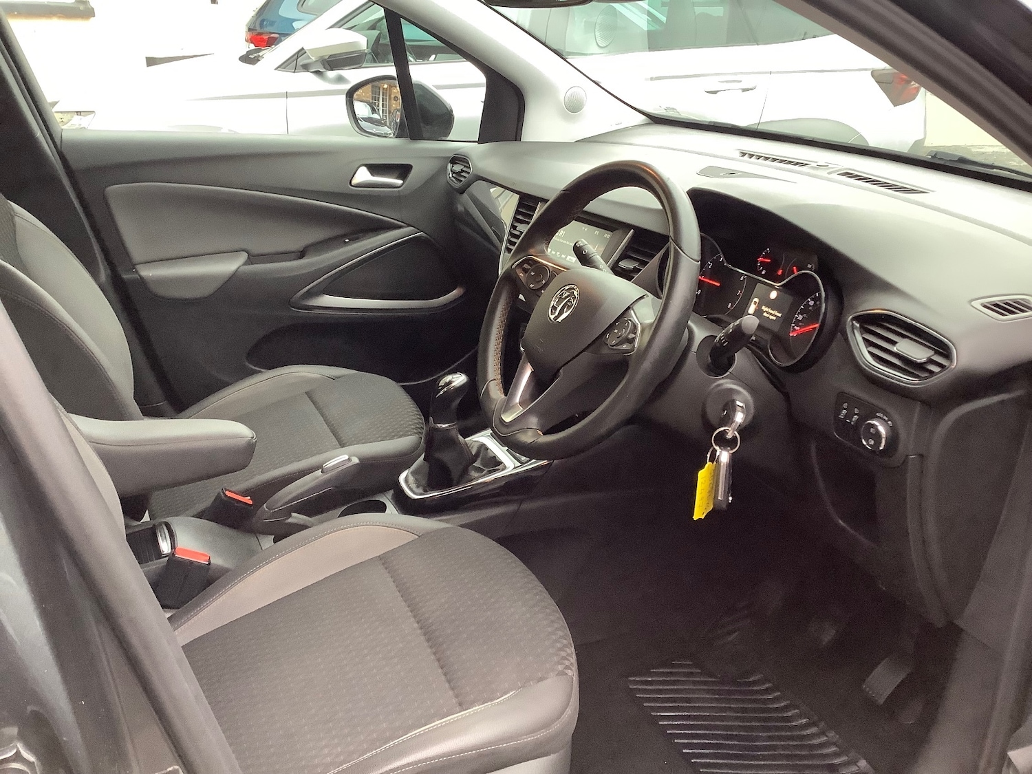 Used Vauxhall Crossland X 2017 for sale - 77050916: Photo 12