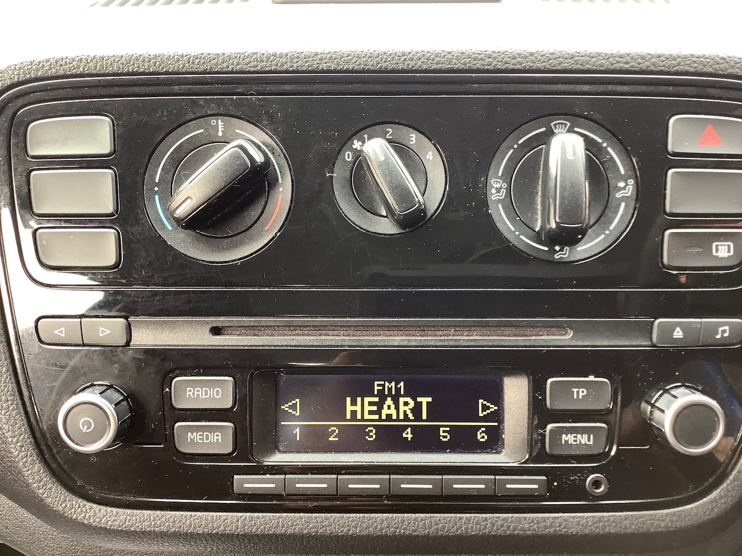 Used Volkswagen up! 2015 for sale - 78199014: Photo 12