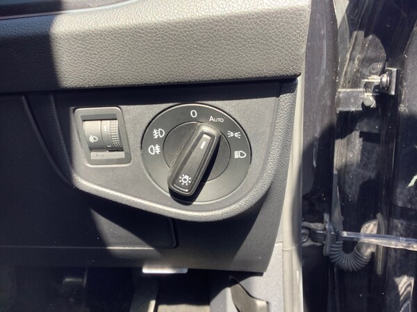 Used Volkswagen Polo 2019 for sale - 75395883: Photo 12