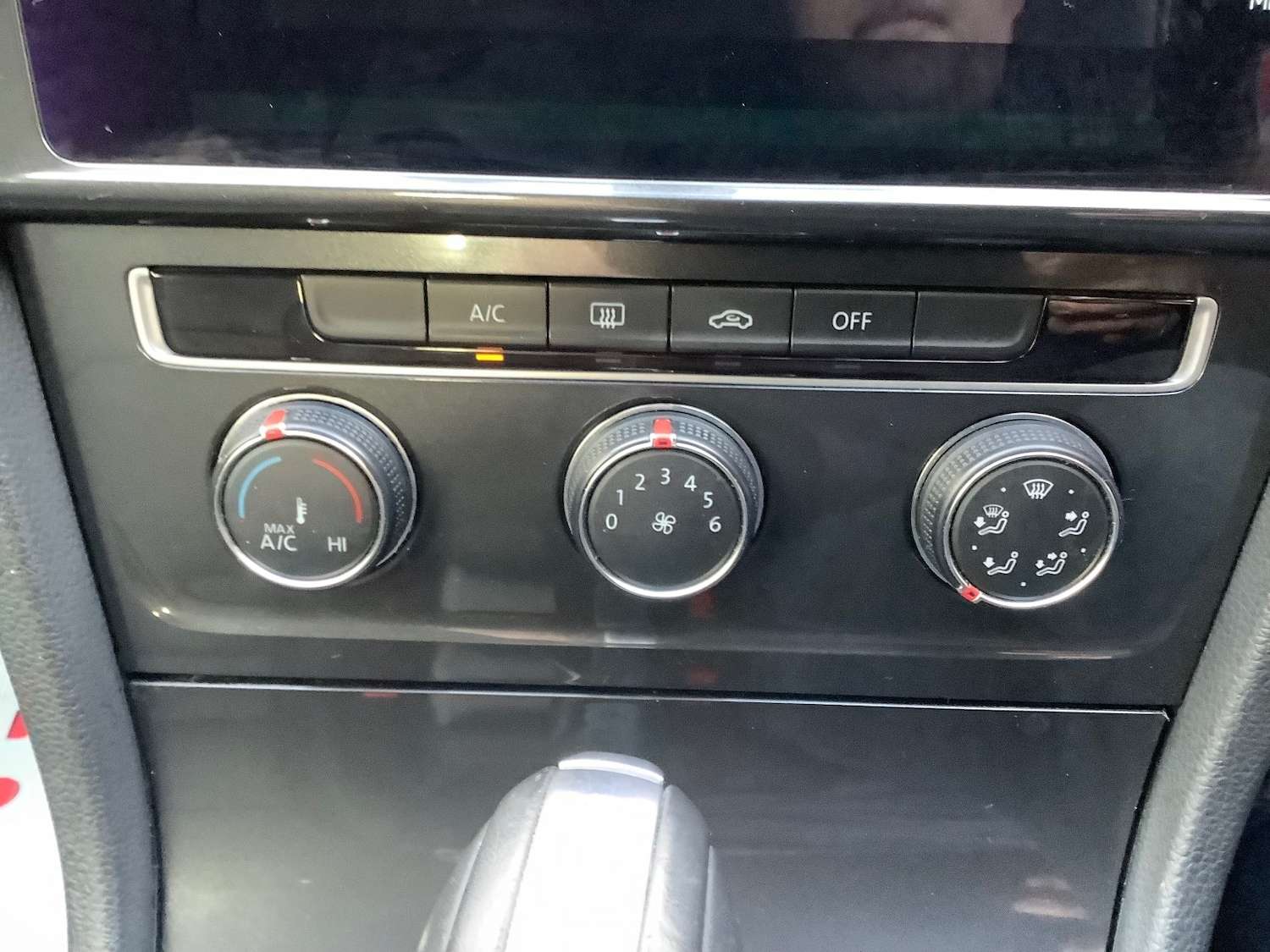 Used Volkswagen Golf 2017 for sale - 77269332: Photo 18