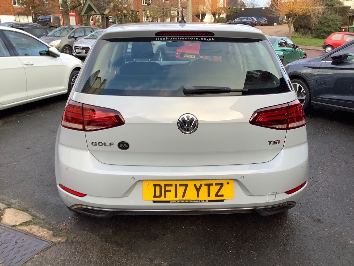 Used Volkswagen Golf 2017 for sale - 77269332: Photo 3