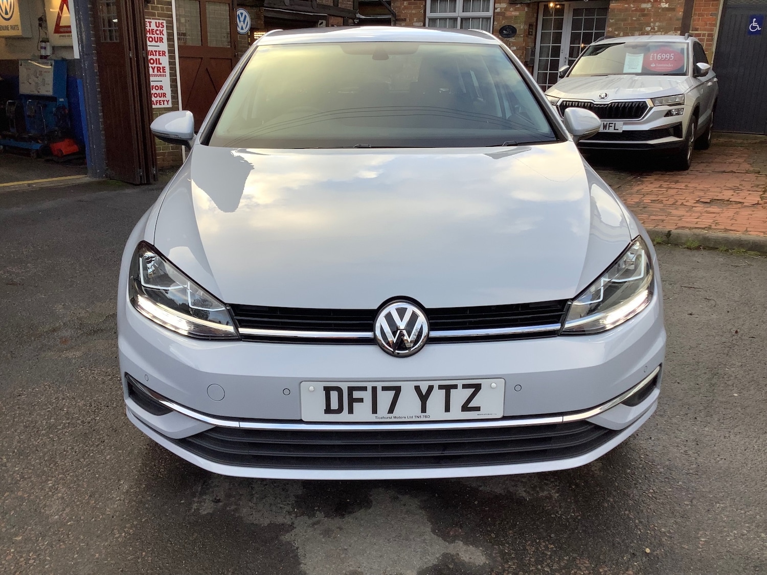 Used Volkswagen Golf 2017 for sale - 77269332: Photo 6