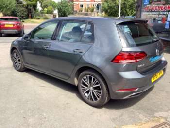 Used Volkswagen Golf 2018 for sale - 75395870: Photo