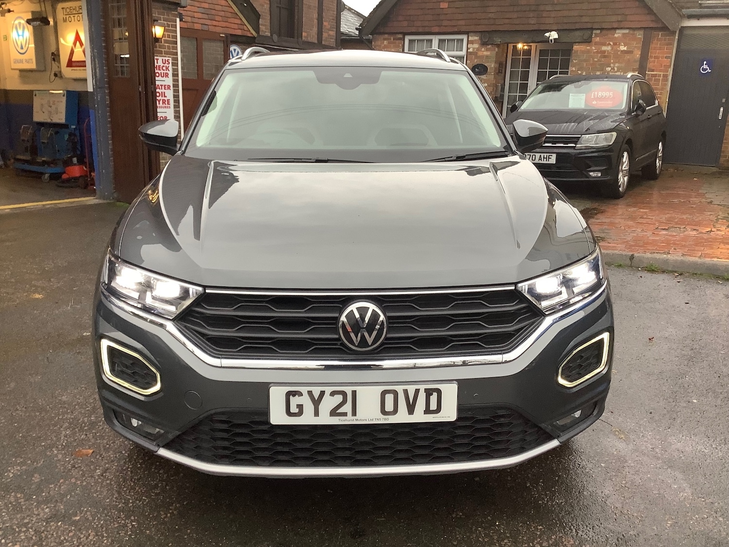 Used Volkswagen T-Roc 2021 for sale - 76652367: Photo 6