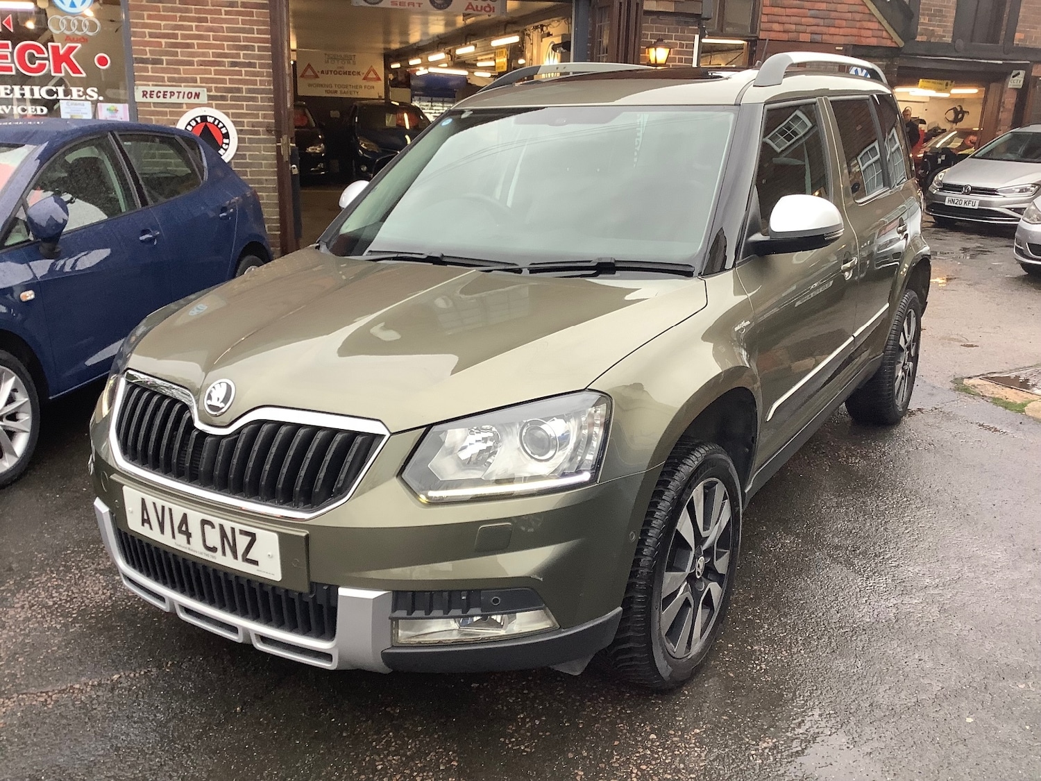 Used Skoda Yeti 2014 for sale - 76927887: Photo 1