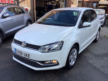 Used Volkswagen Polo 2017 for sale - 76033971: Photo