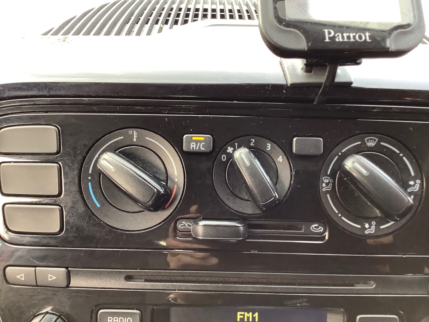 Used Volkswagen up! 2013 for sale - 76954498: Photo 12