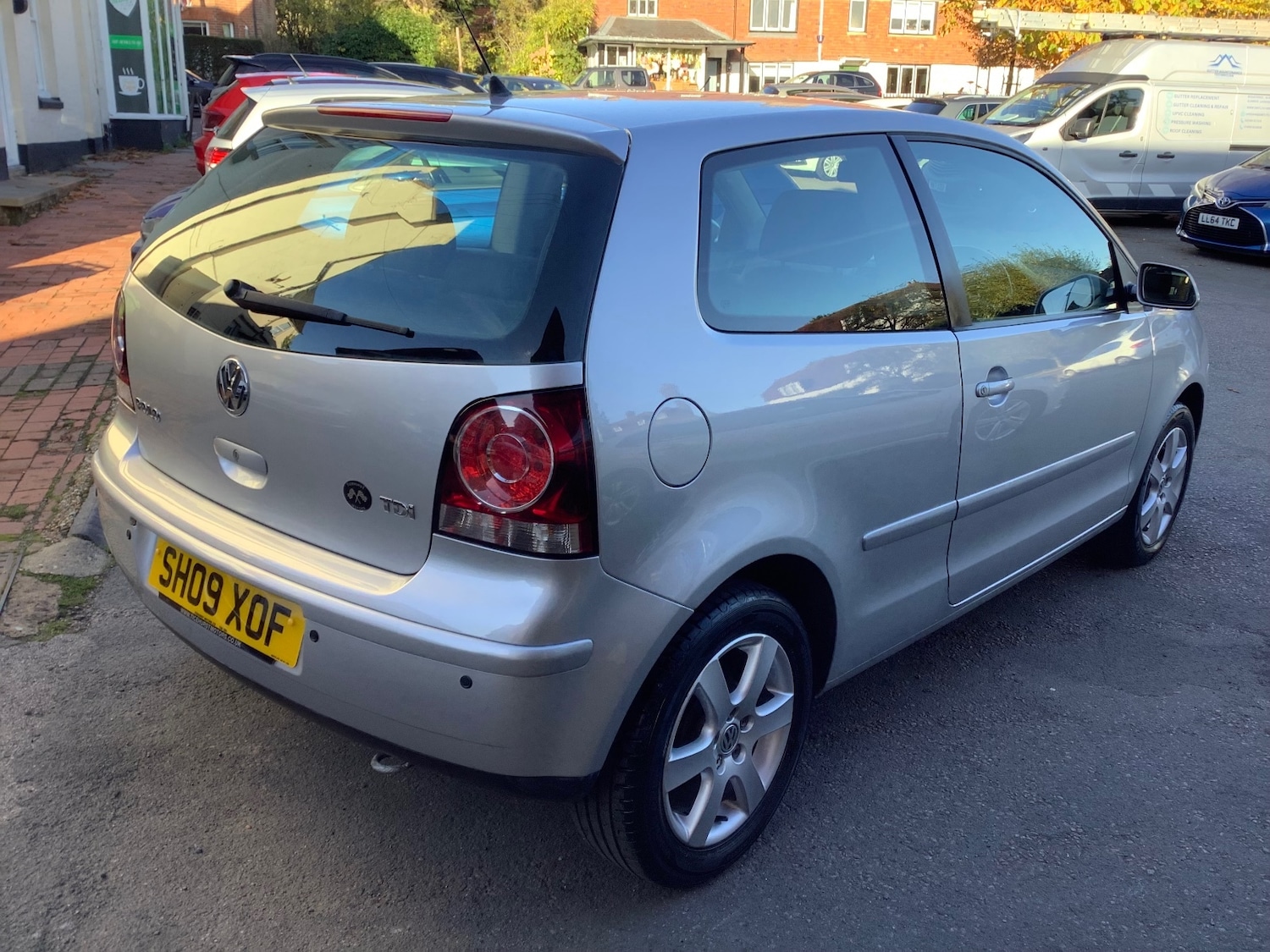 Used Volkswagen Polo 2009 for sale - 76366558: Photo 4