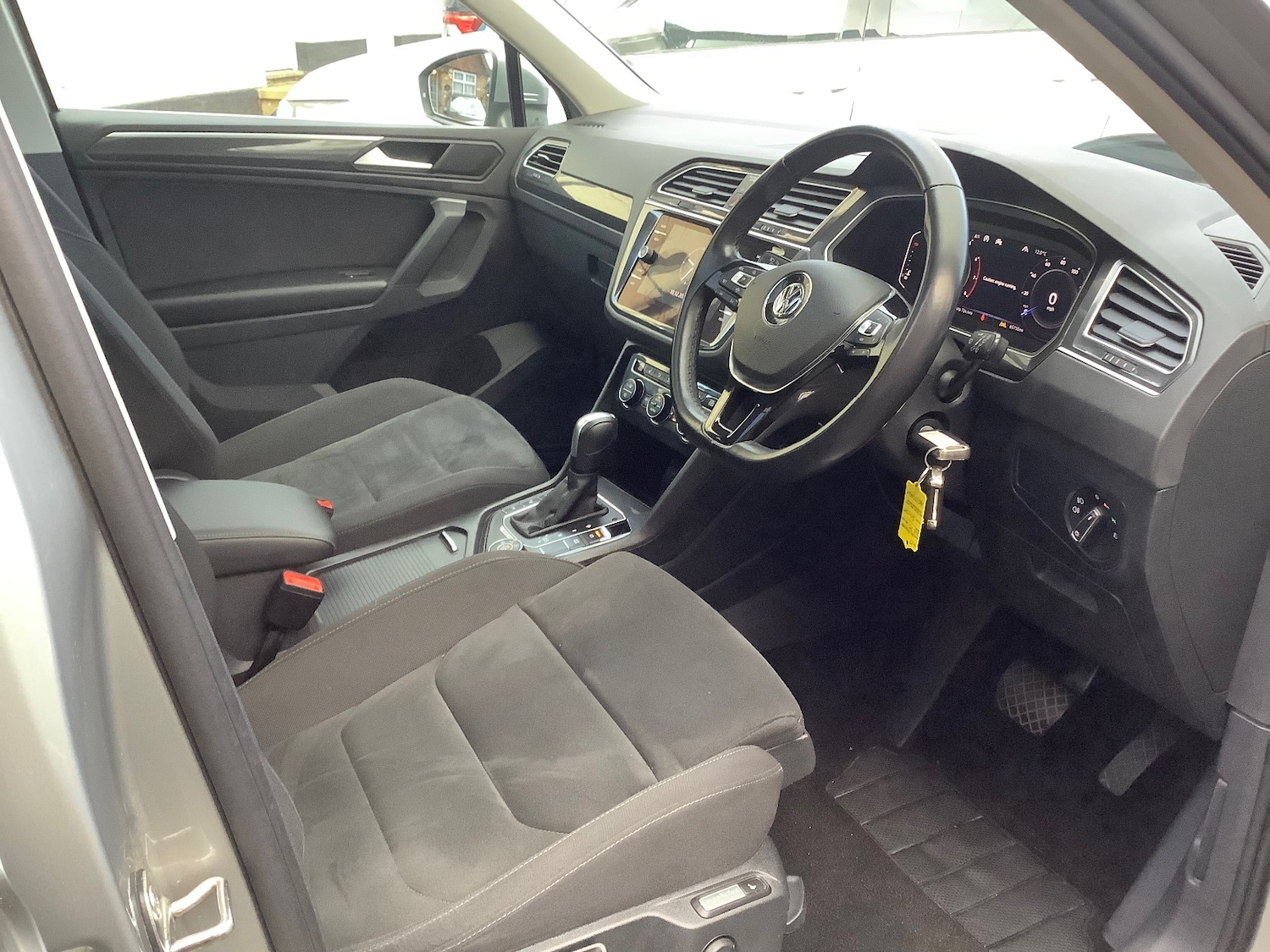 Used Volkswagen Tiguan 2019 for sale - 76921942: Photo 16