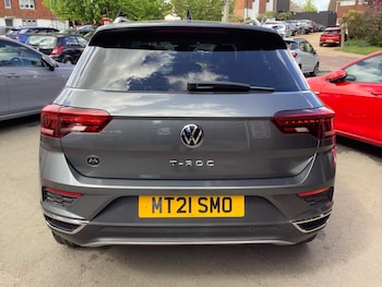 Used Volkswagen T-Roc 2021 for sale - 78370407: Photo