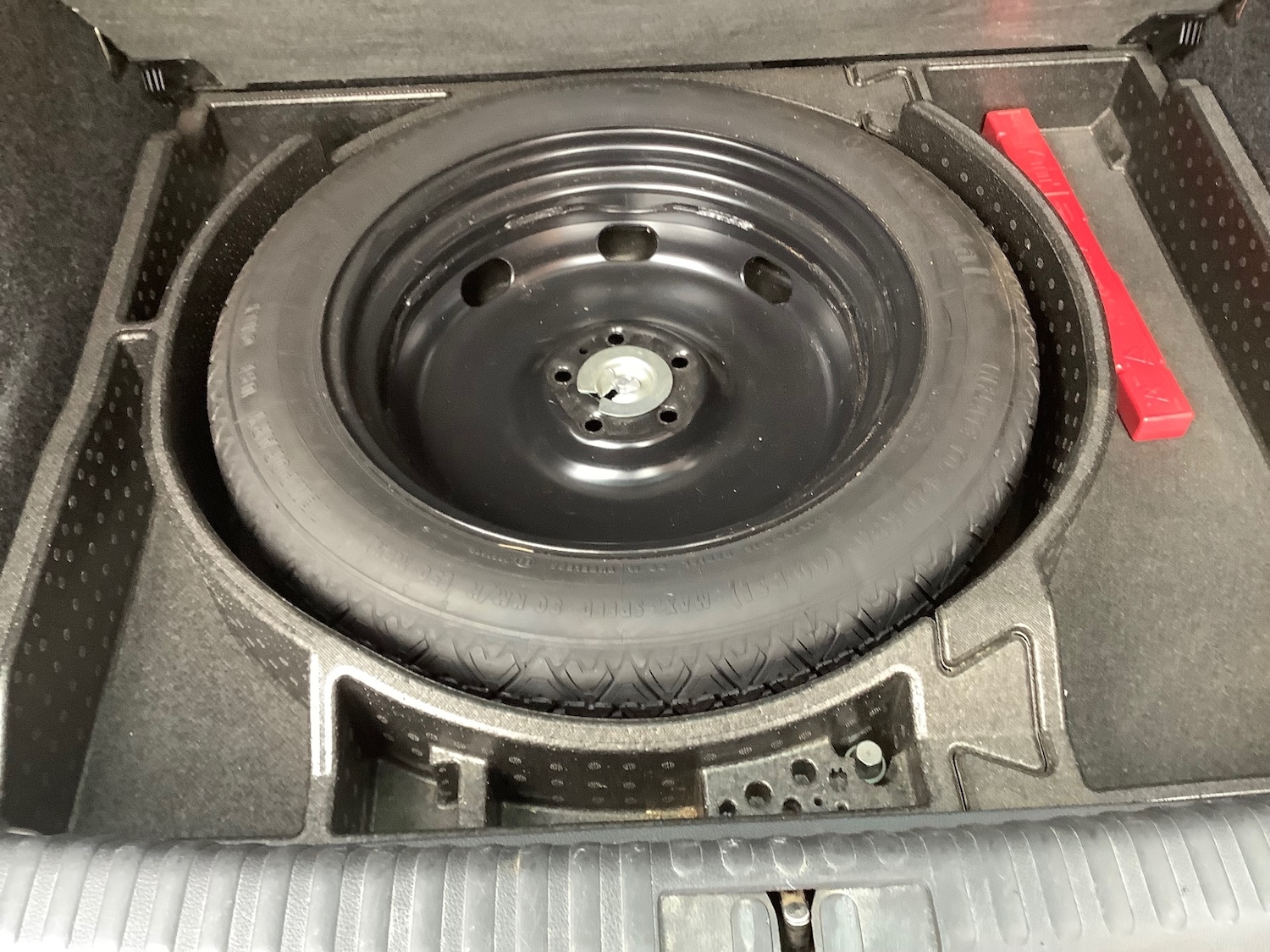 Used Volkswagen Tiguan 2015 for sale - 76766085: Photo 8