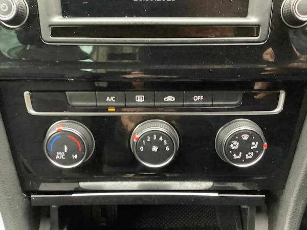 Used Volkswagen Golf 2016 for sale - 76161557: Photo 16